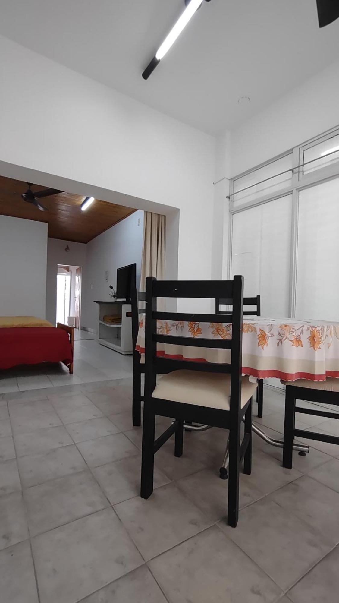 Apartamento Lo De Miriam Aparts *